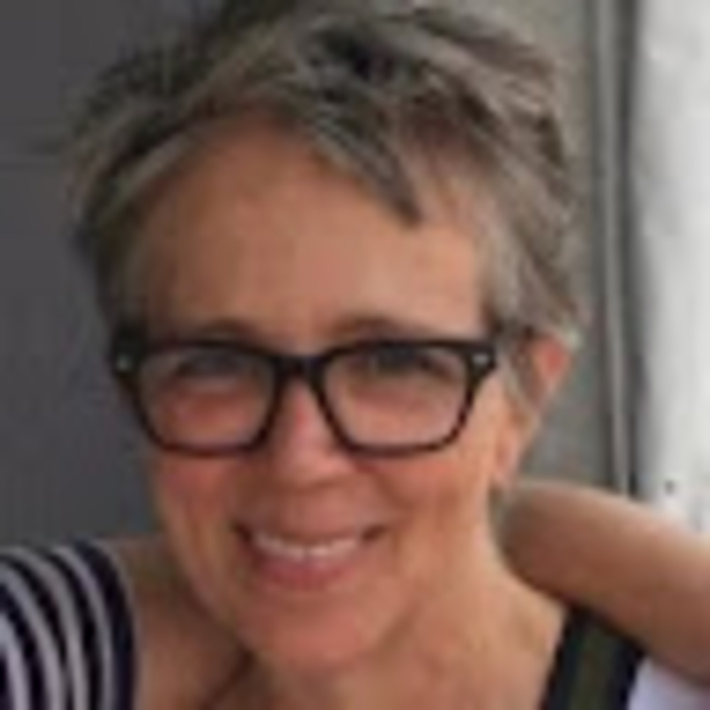 Meet your Posher, Leslie